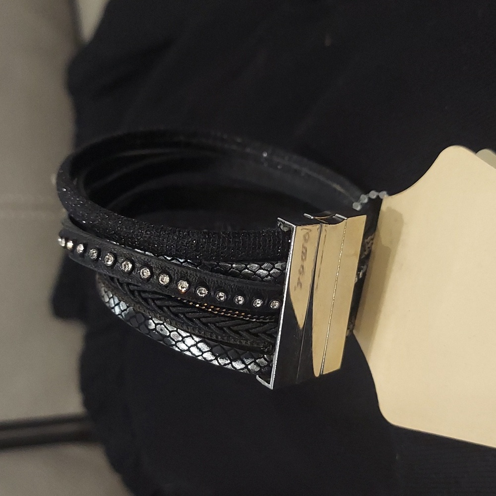 Black and Silver Multi-Layer Bracelet - Picture 7 of 7